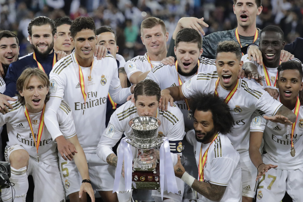 他们合力砍 他们合力砍